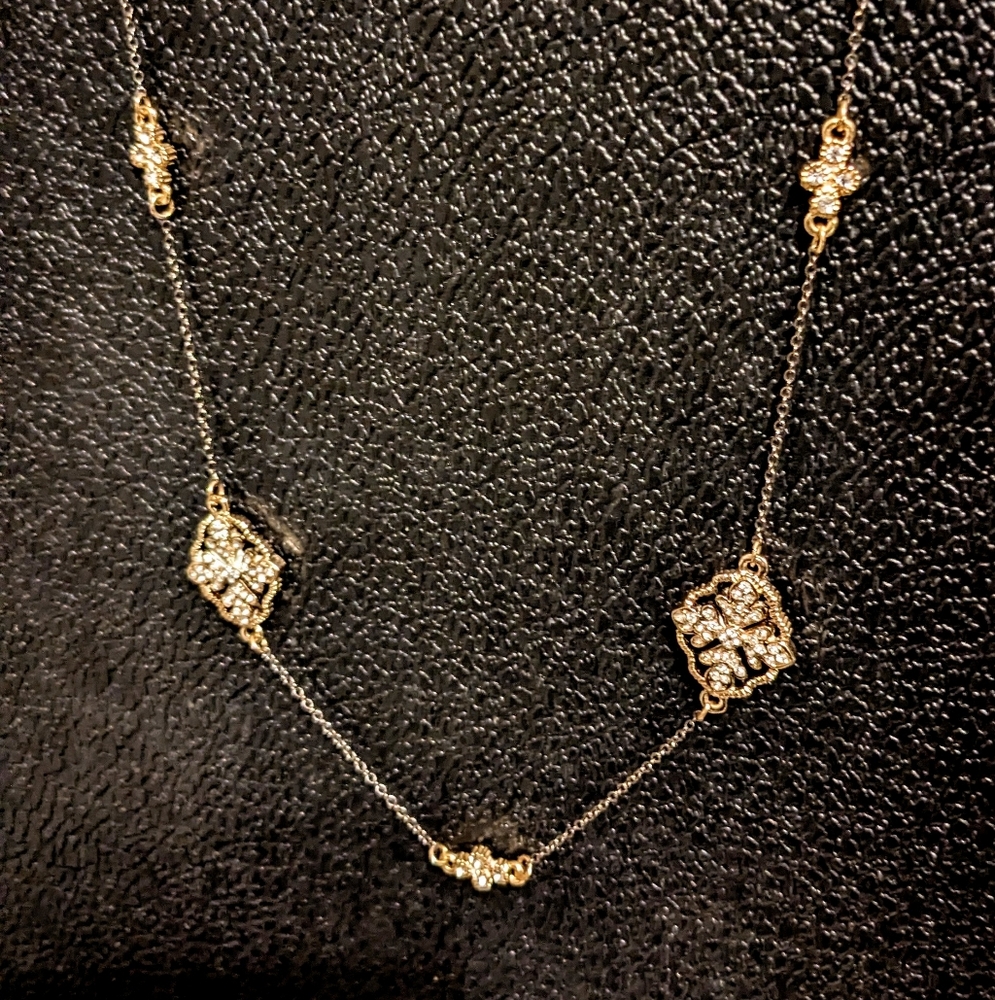 Elegant Gold and Silver Women's Necklace